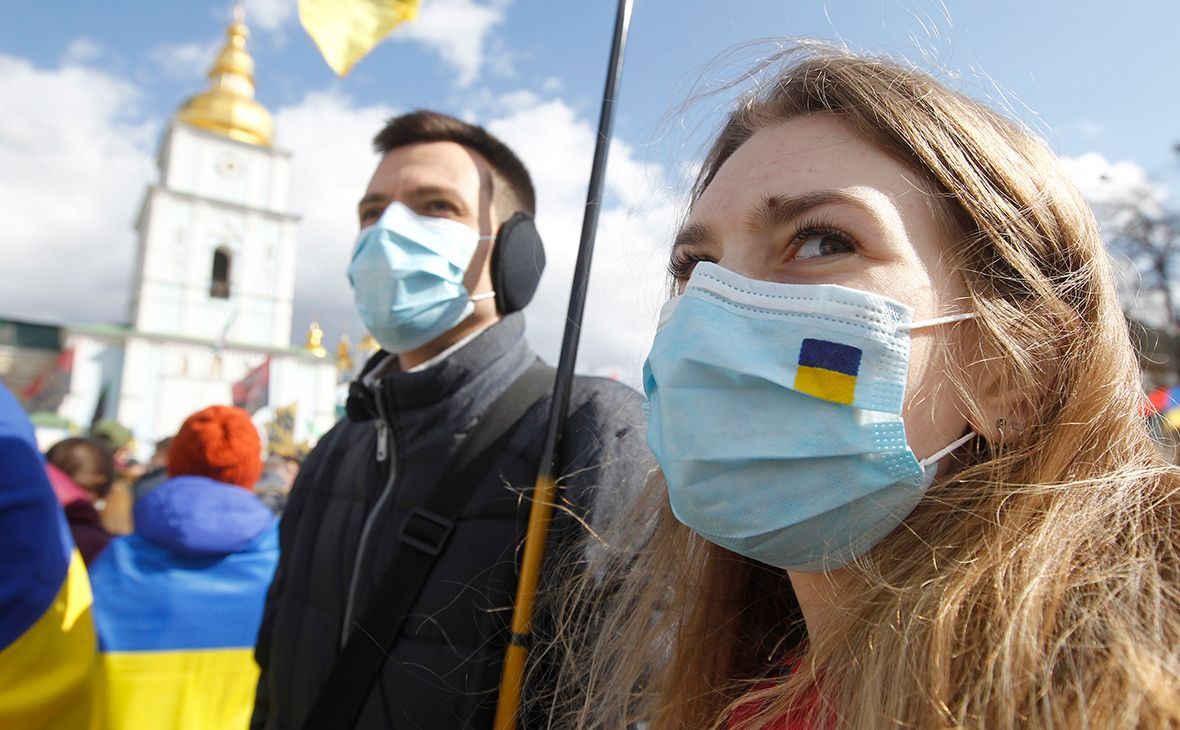 Коронавірус в Україні побороли понад 100 тисяч людей
