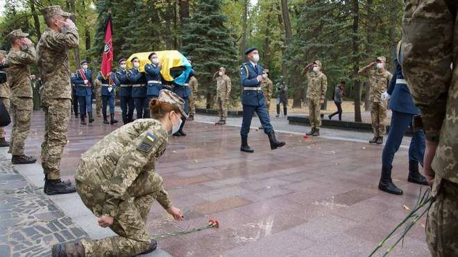 В Україні прощаються із загиблими в катастрофі Ан-26 курсантами