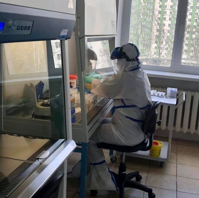Коронавірус: українцям обіцяють безкоштовні тести у приватних лабораторіях