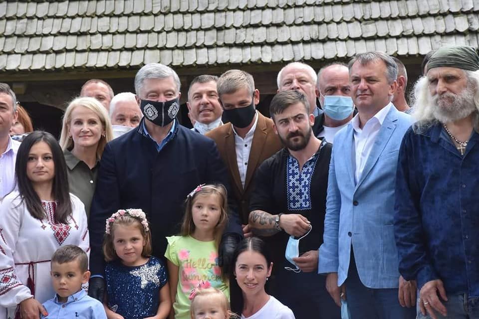 У Львові лідирує партія Порошенка, у «Слуги народу» все погано - СОЦИС
