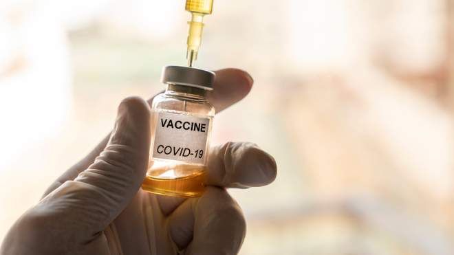 Україна отримала прискорений доступ до вакцини від COVID-19