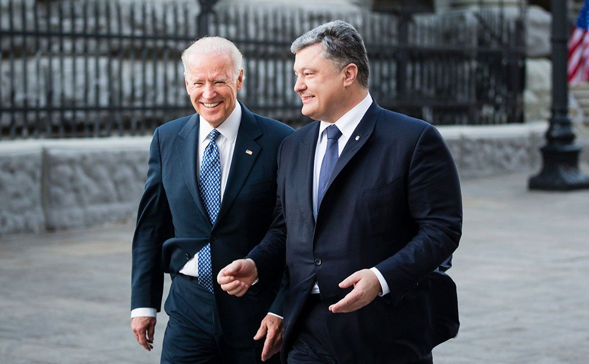 Петро Порошенко привітав Джо Байдена з перемогою на виборах