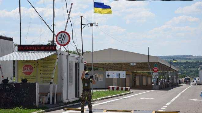 Окупанти відмовилися поновлювати пропуск через КПВВ на Донбасі