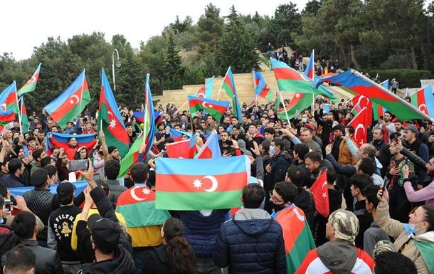 В Азербайджані ввели День Перемоги у війні за Карабах