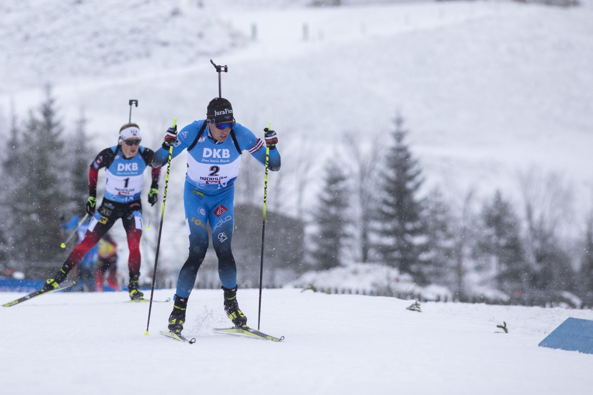 «Як підготували, так і біжимо»: українські біатлоністи пасуть задніх на Кубку світу