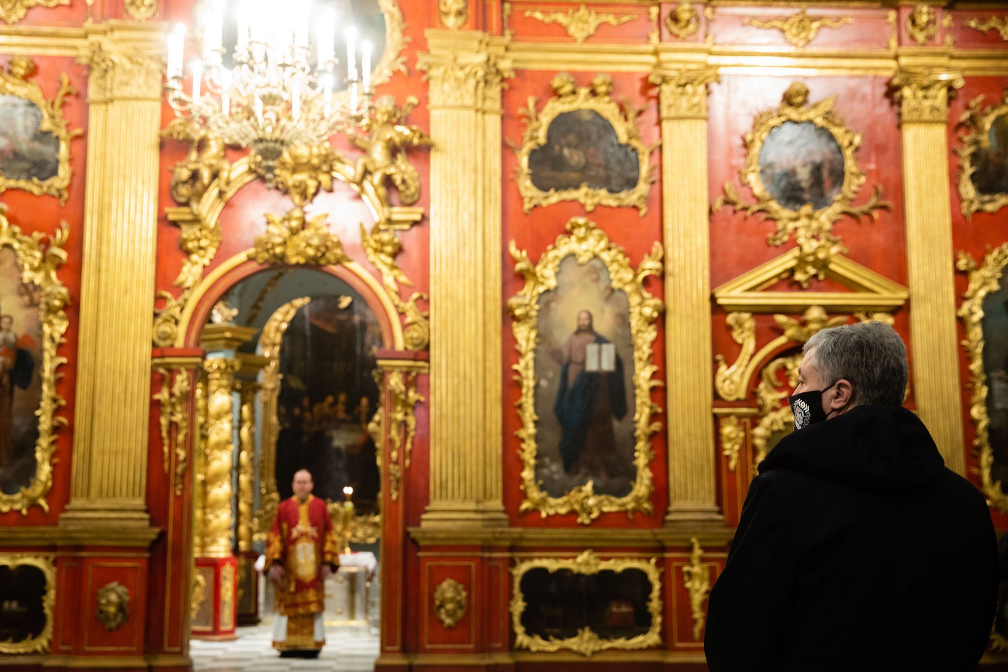 ПЦУ можуть визнати найближчим часом ще дві православні церкви – Петро Порошенко