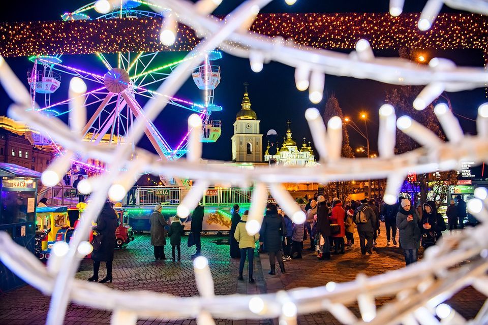 Багато українців матимуть чотири вихідних поспіль 7-10 січня.