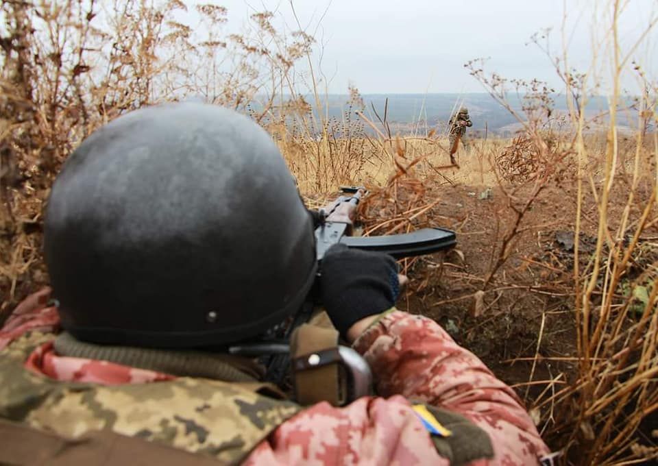 Під Горлівкою поранено двох захисників України