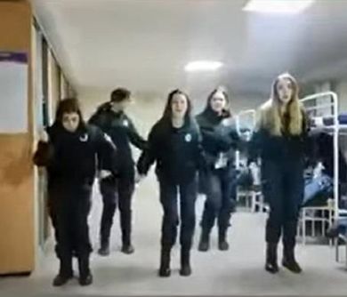 У Харківському університеті внутрішніх справ розслідують танець курсанток під шансон