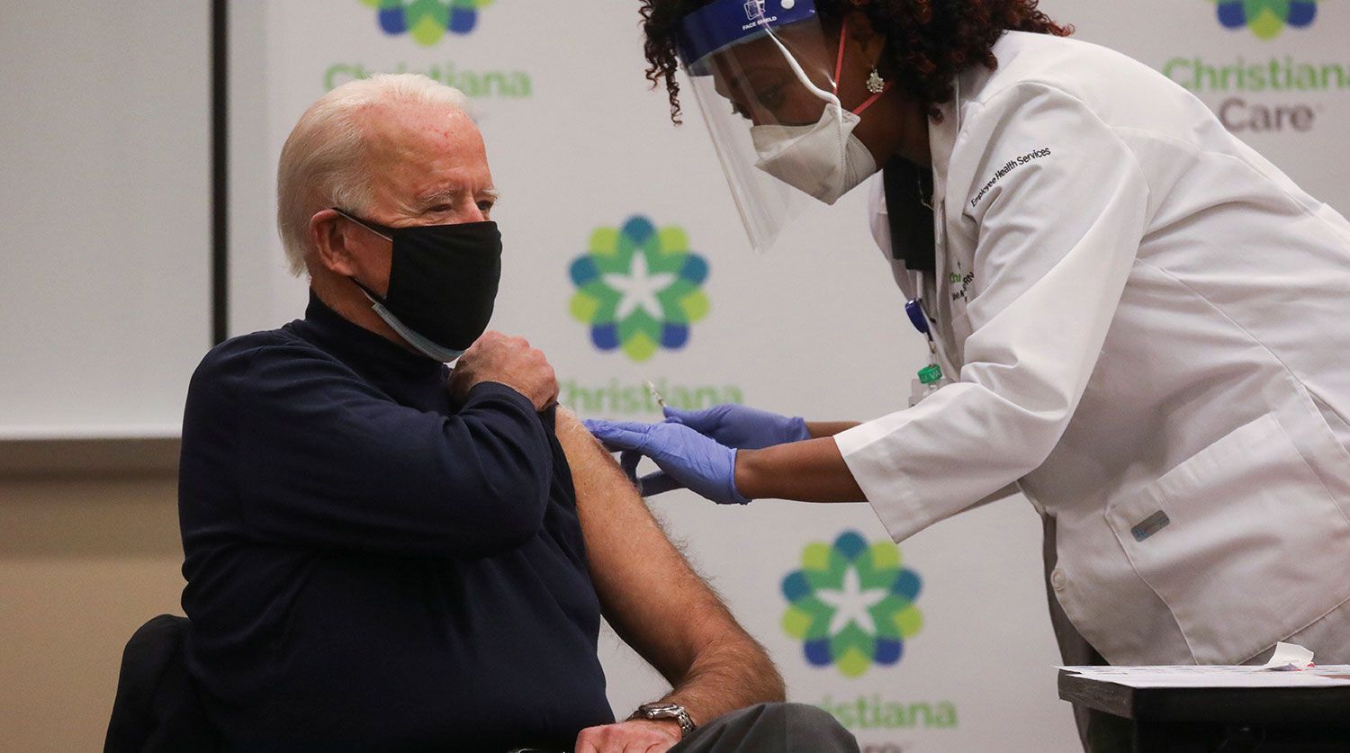 Європа «на голці»: 27 грудня в Євросоюзі стартує масова вакцинація від коронавірусу
