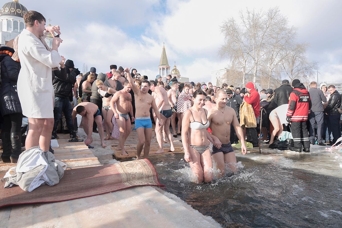 На Львівщині заборонили масові купання на Водохреща