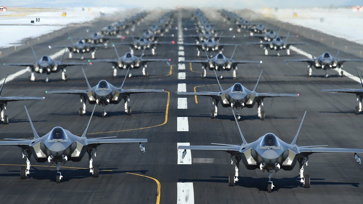 Трамп продав ОАЕ пів сотні винищувачів F-35  в останню годину повноважень