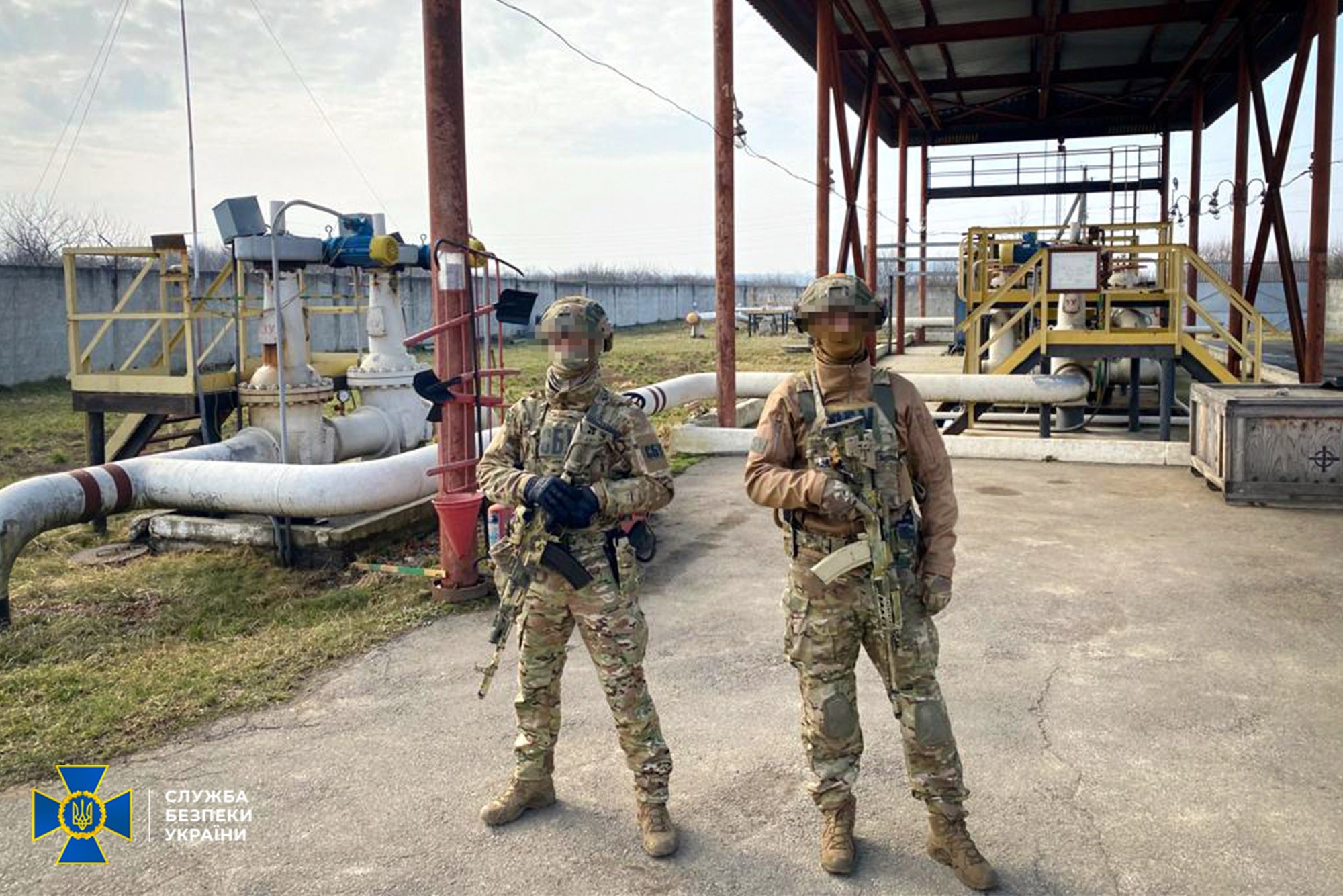 Труба Медведчука: частину нафтопродуктопроводу «Самара-Західний напрямок» арештовано, фото