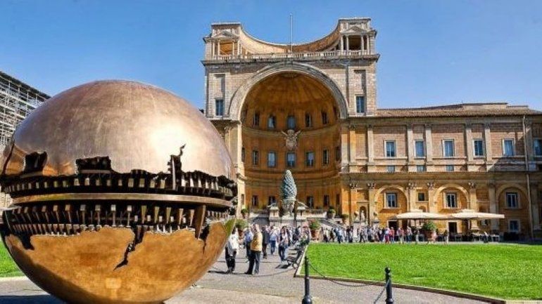 Ватикан знову закрив музеї через пандемію