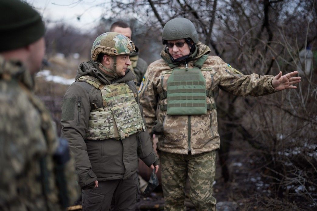 Зеленський таємно радився з генералами щодо ескалації на Донбасі – Данілов