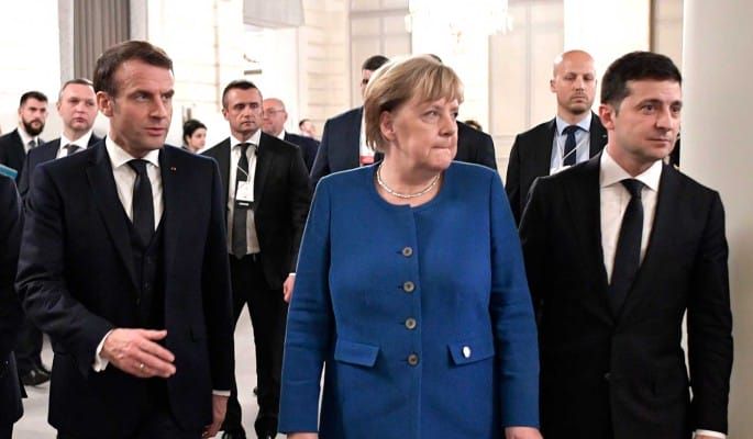 До переговорів Макрона та Зеленського приєднається Меркель
