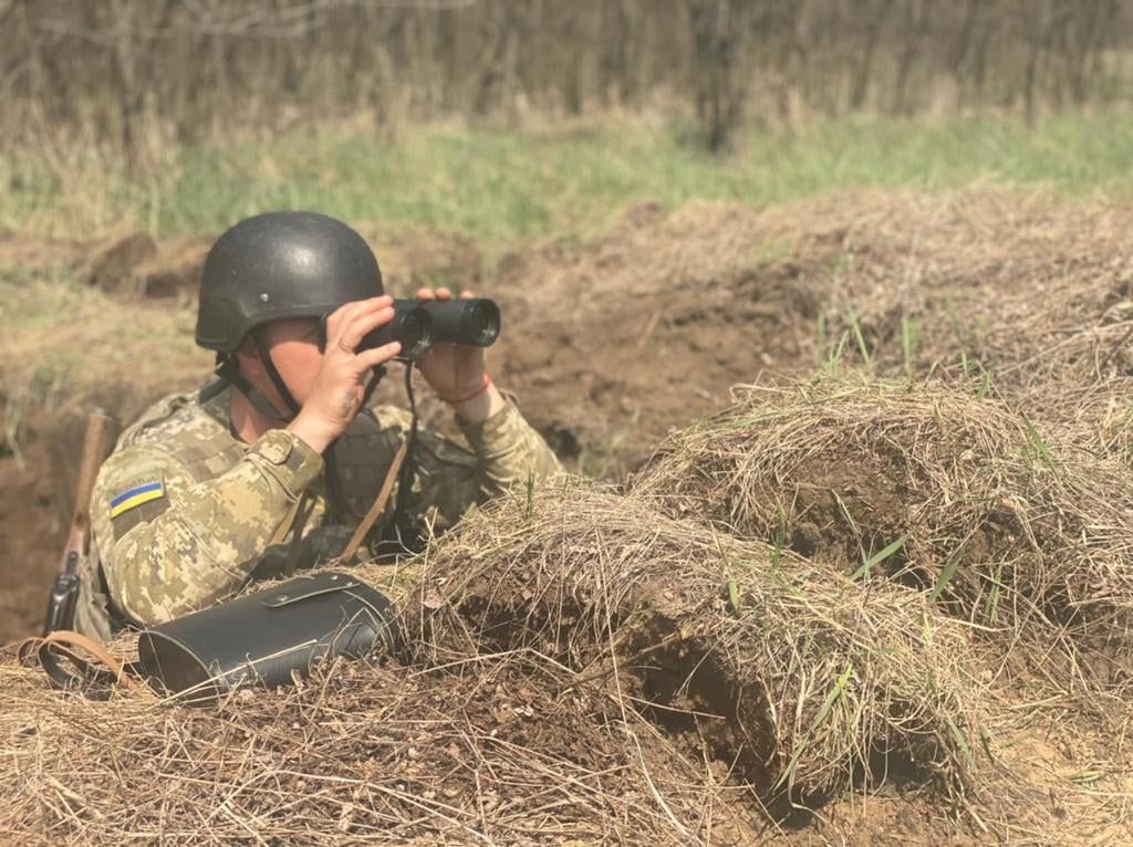 На Донеччині поранено захисника України під час обстрілу з гранатомета