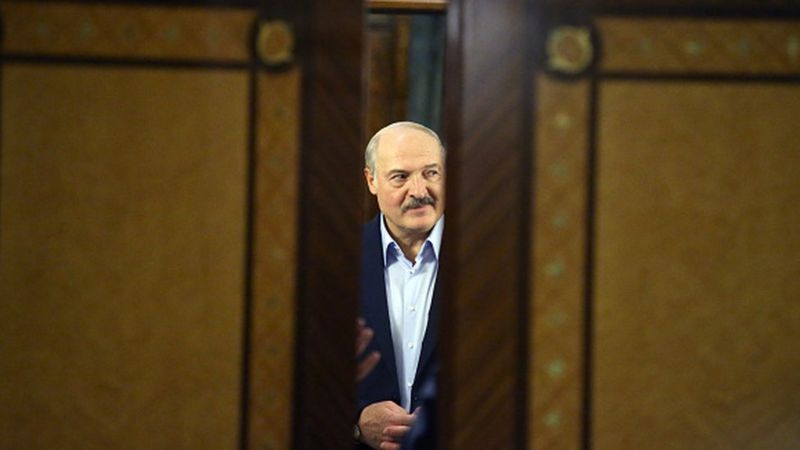 Лукашенка позбавили звання почесного доктора КНУ імені Шевченка