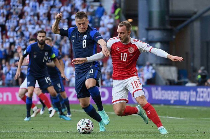Італія відкрила Євро-2020 розгромом турків, а матч Данія — Фінляндія ледь не завершився трагедією