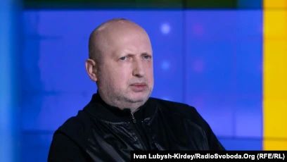 Турчинов звинувачує владу Зеленського в провалі оборонного замовлення