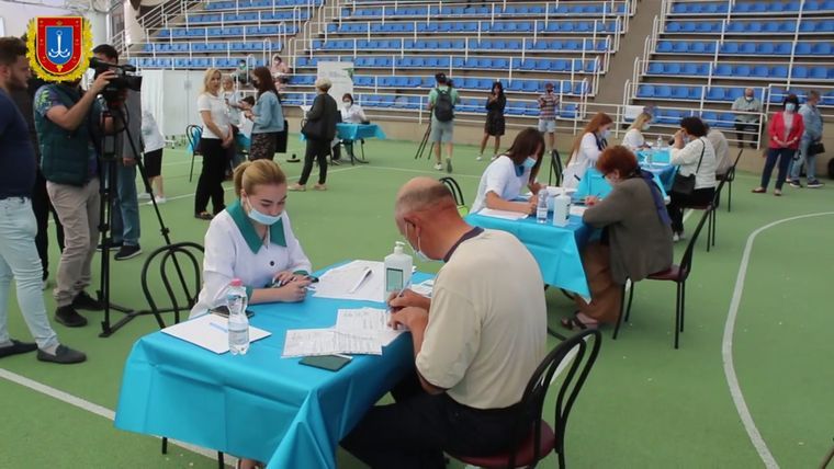 В Україні побито черговий рекорд вакцинації від COVID-19