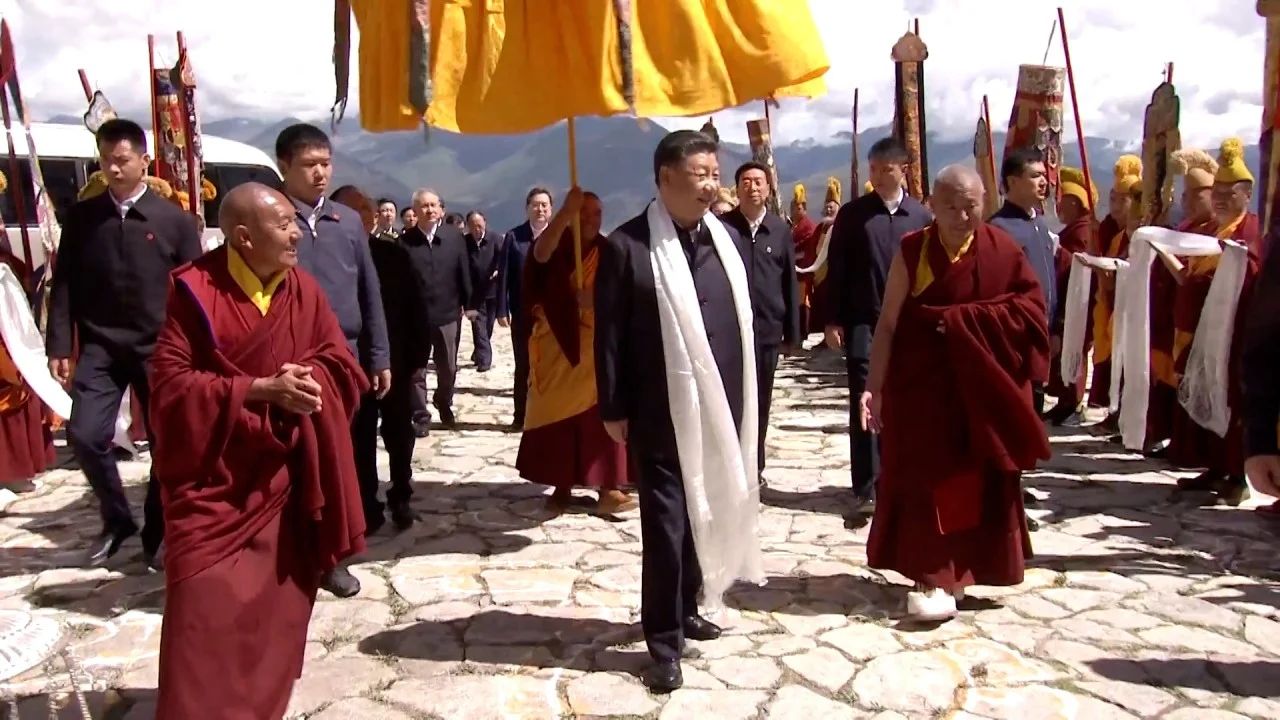 Лідер КНР відвідав Тибет вперше за 30 років