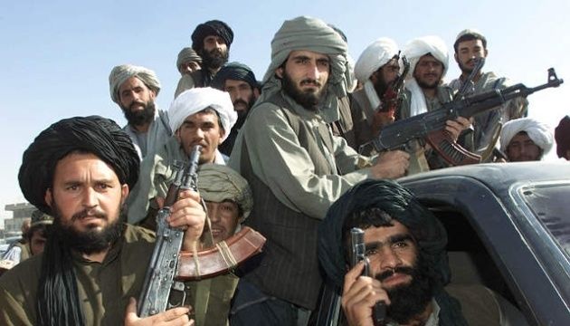 США не встигає завершити евакуацію з Афганістану до талібанівського дедлайну