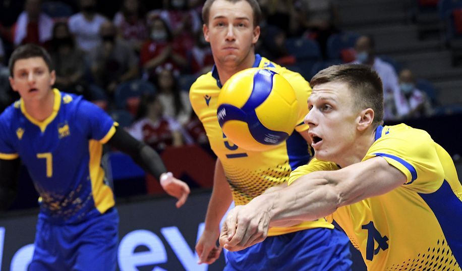 На помилках вчаться: українські волейболісти дійшли до 1/8 фіналу чемпіонату Європи-2021
