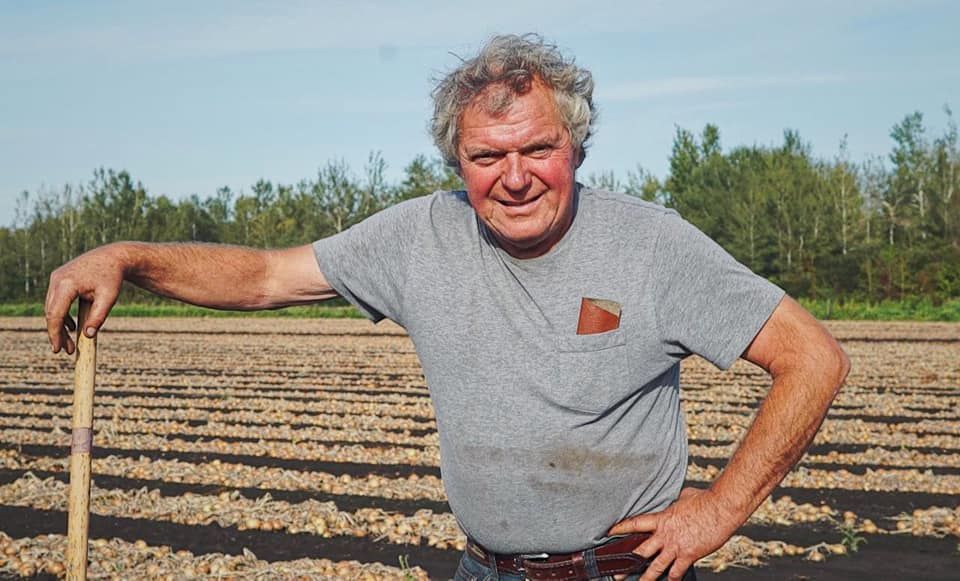 Фермер-мільйонер з Канади Борис Городинський досі збирає врожаї власноруч