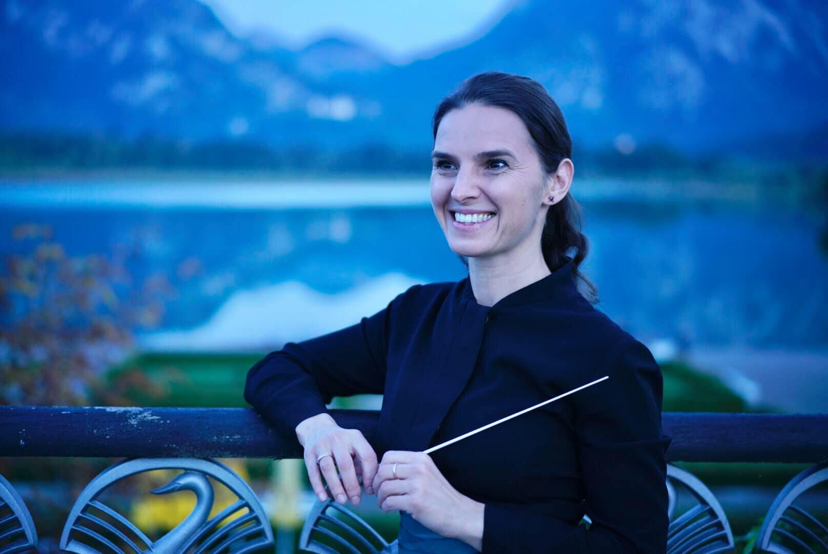 Оксана Линів стала першою жінкою-диригенткою концерту до річниці ООН