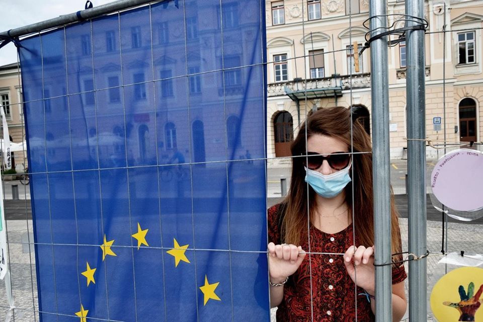 Європа стала епіцентром коронавірусу і опускає шлагбаум для українців