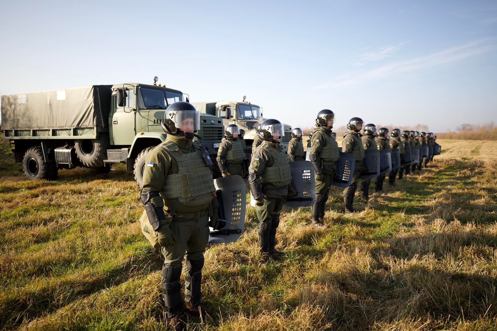 Україна на підсилення кордону з Білоруссю додатково перекидає тисячі силовиків, фото