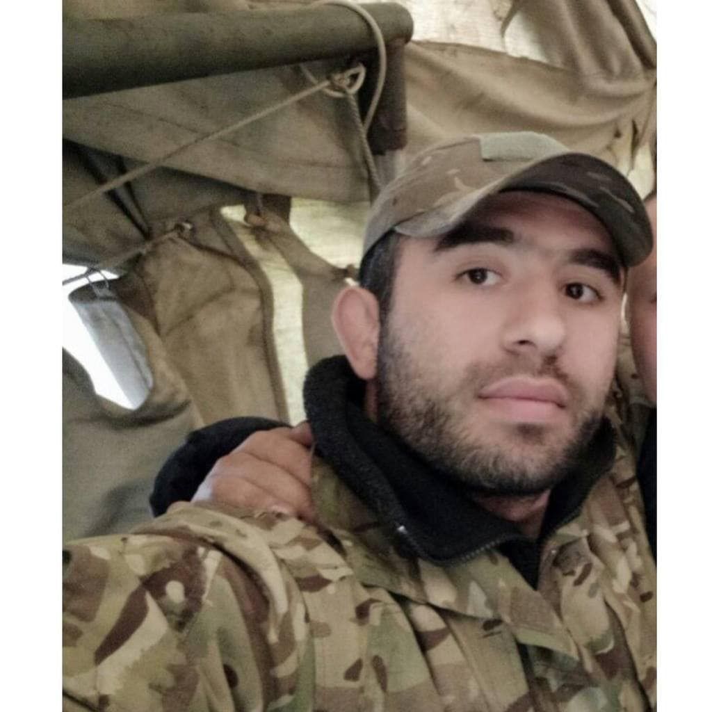 Старший солдат Алхаслі Алі Наіб загинув від кулі ворожого снайпера