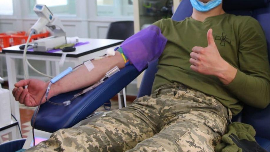 Військовослужбовці ракетної бригади «Свята Варвара» регулярно долучаються до здачі крові та її компонентів.