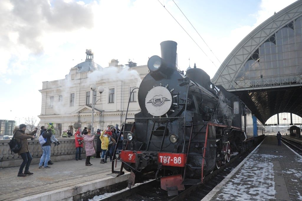 Святковий ретро-потяг, який курсуватиме за маршрутом Львів – Брюховичі.