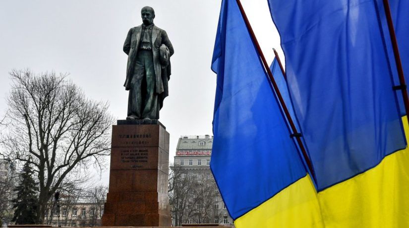 Статті про Україну і Тараса Григоровича Шевченка є найпопулярнішими серед українців.