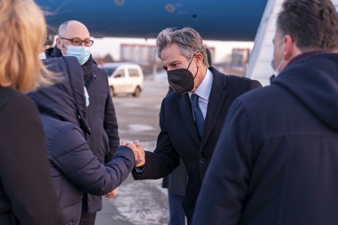 Під час зустрічі в аеропорту Києва Ентоні Блінкена.