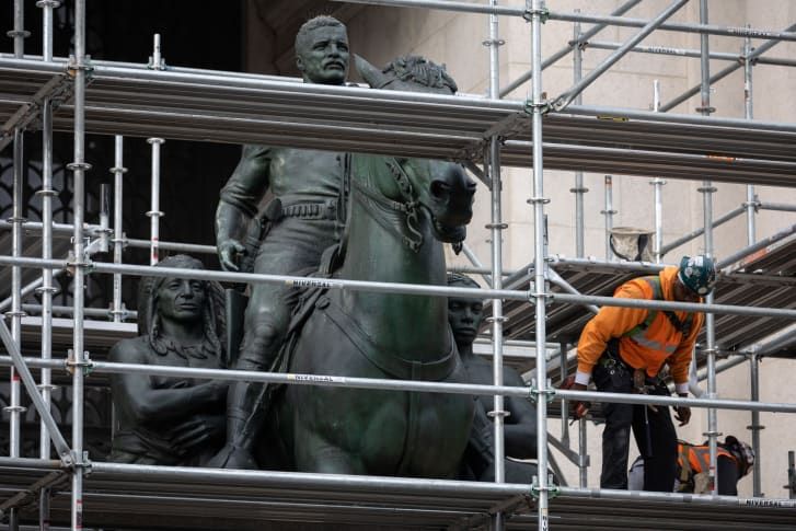 У Нью-Йорку демонтували статую Теодора Рузвельта через расизм