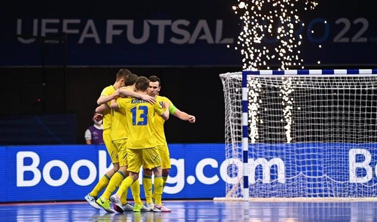 Євро-2022 з футзалу: Україна здолала Казахстан і пробилася до півфіналу