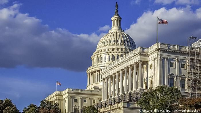 Сенат США  має  намір негайно накласти санкції на Росію