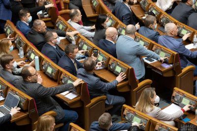 Восьмеро депутатів не голосували за санкції проти Росії