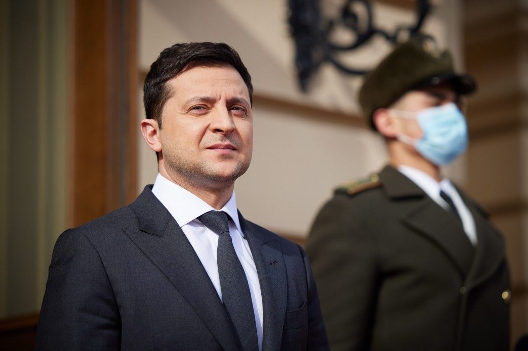 Презилент Зеленський оголосив про воєнний стан в Україні.