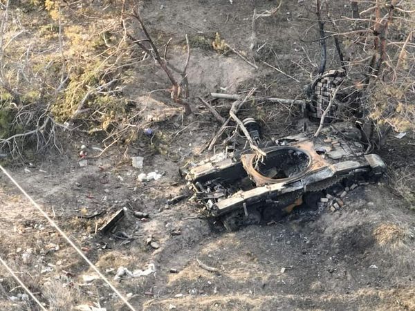 На Харківщині російський гелікоптер влучно розстріляв позиції власної армії