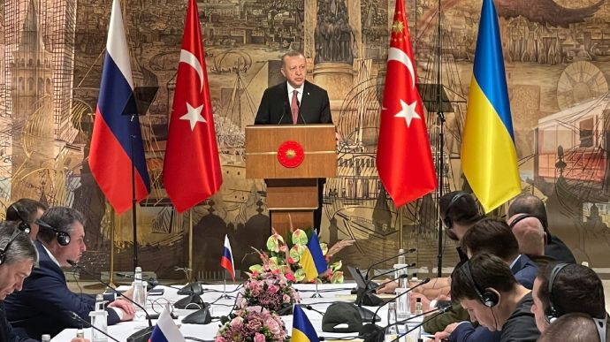 Переговори у Стамбулі: Ердоган закликав Україну і рф до перемир’я