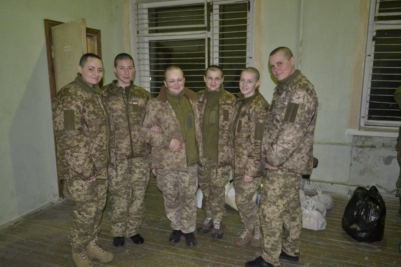Захисниці України розповіли про приниження у російському полоні