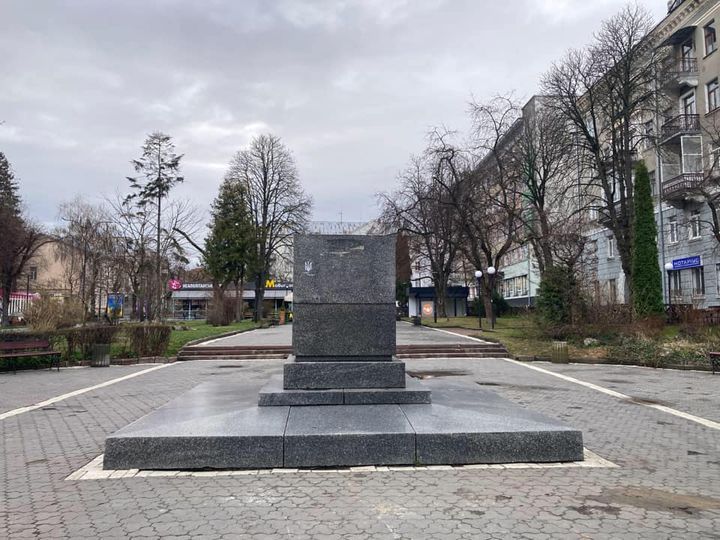 У Тернополі влада демонтувала пам'ятник Олександру Пушкіну