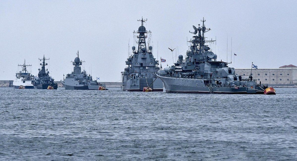 Флот рф відійшов від берегів України на 200 км