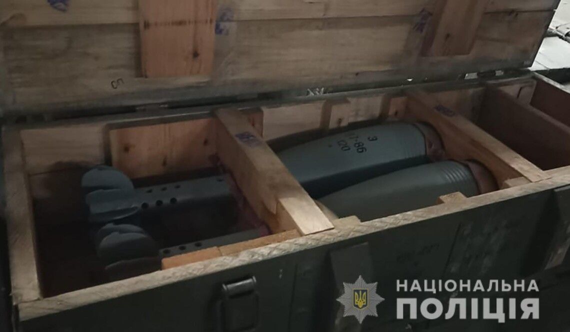 На Харківщині співробітники СБУ виявили прихований склад боєприпасів