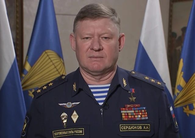 Командувач російських ВДВ Сердюков втратив посаду через великі втрати