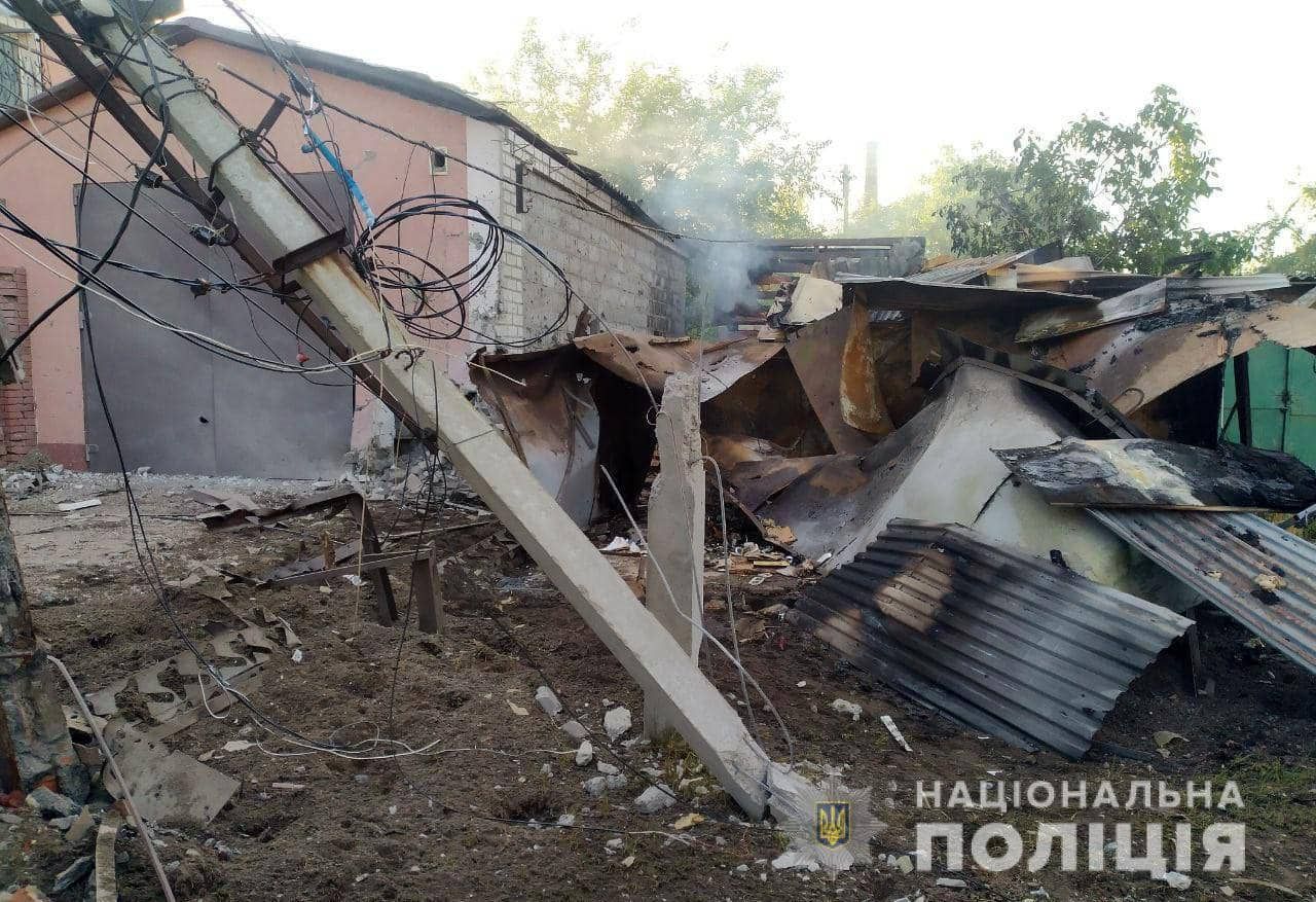 Донеччина після обстрілів російськми окупантами: постраждало упродовж доби 12 населених пунктів.